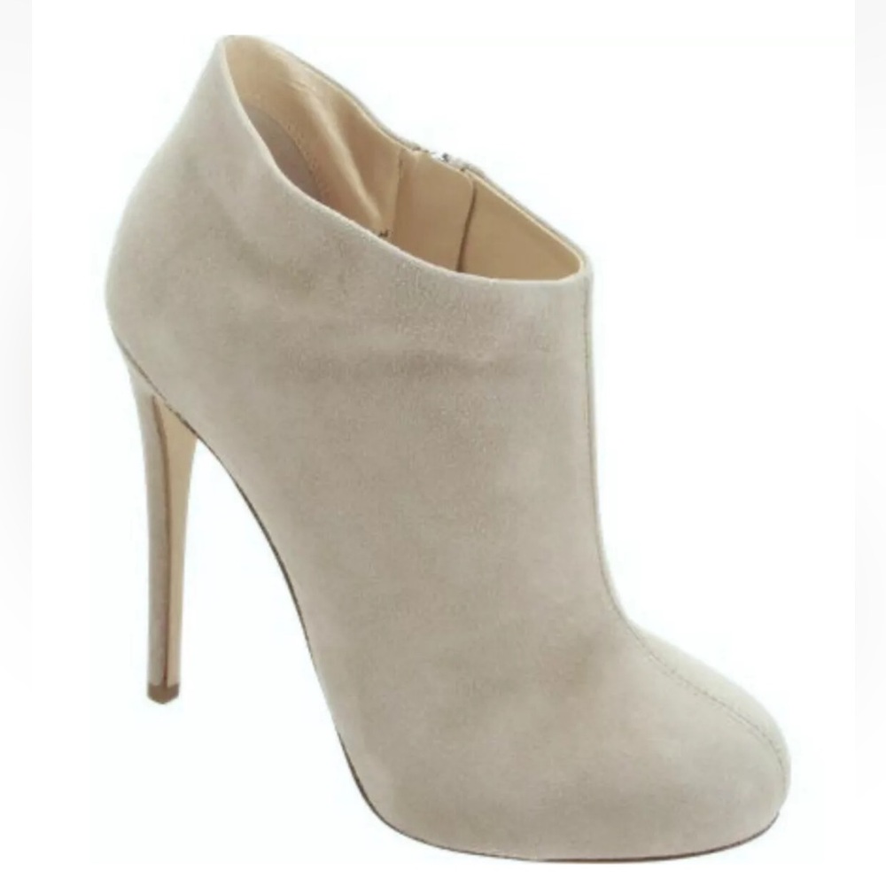 BARNEYS NEW YORK Co-op Cream Soft Suede low cut Platform stiletto Ankle Bootie